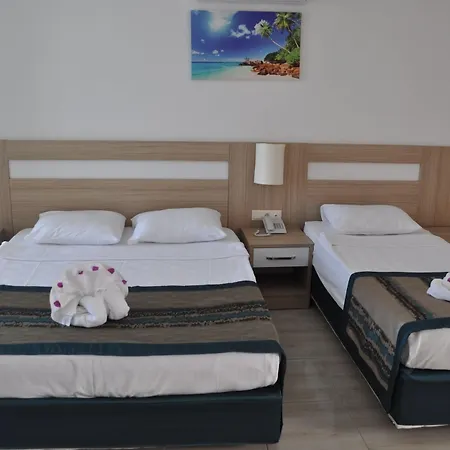 Hotel Life 2*