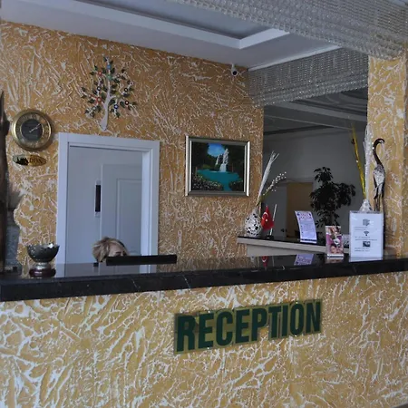 Life Hotel 2*